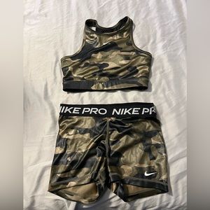 Camo Nike pro set